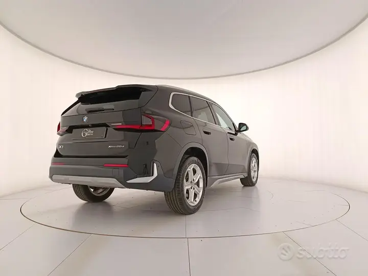 BMW X1 2024 photo 3