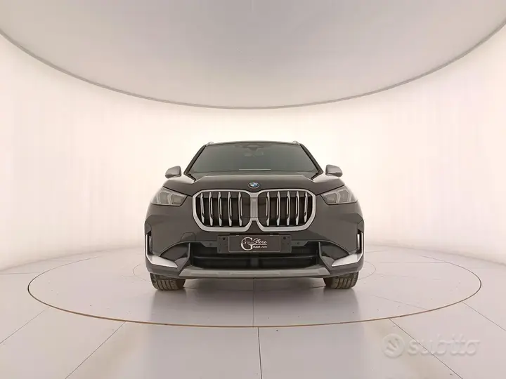 BMW X1 2024 photo 2