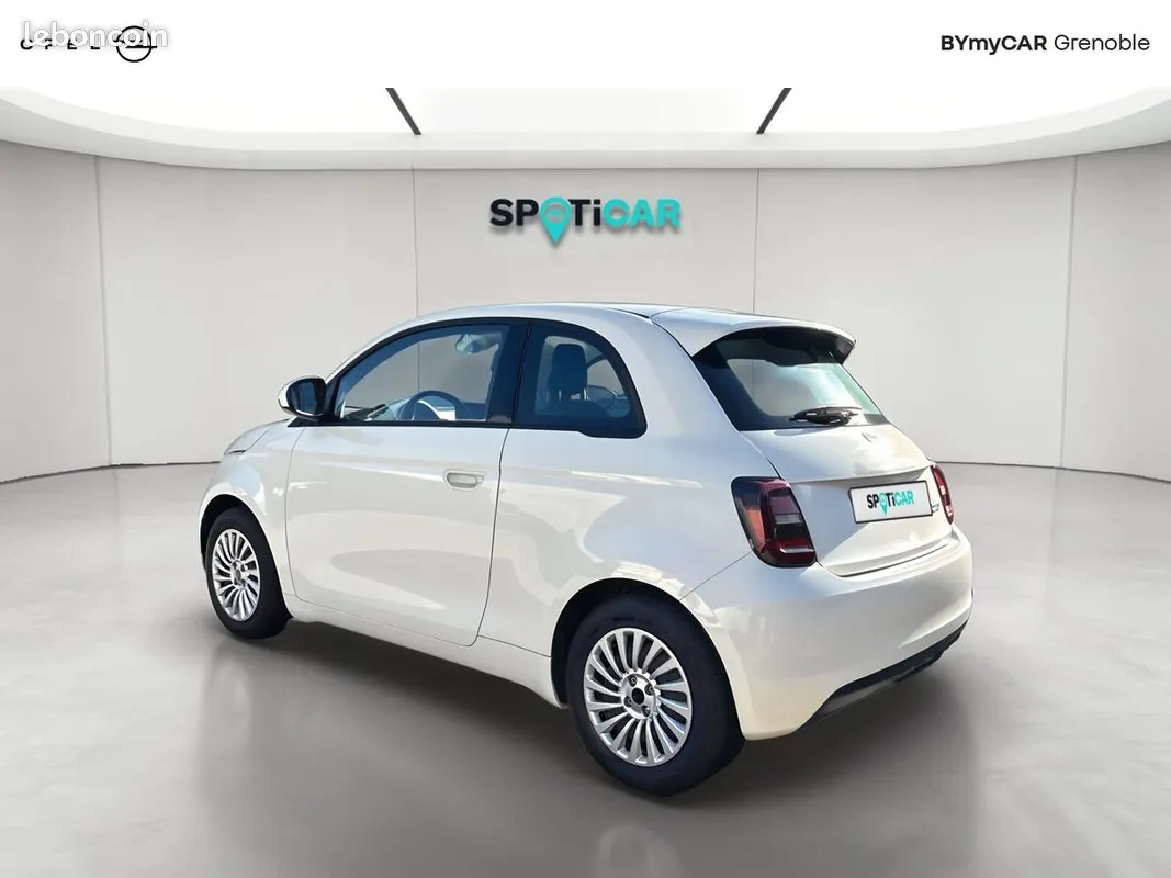 Fiat 500 2023 photo 3
