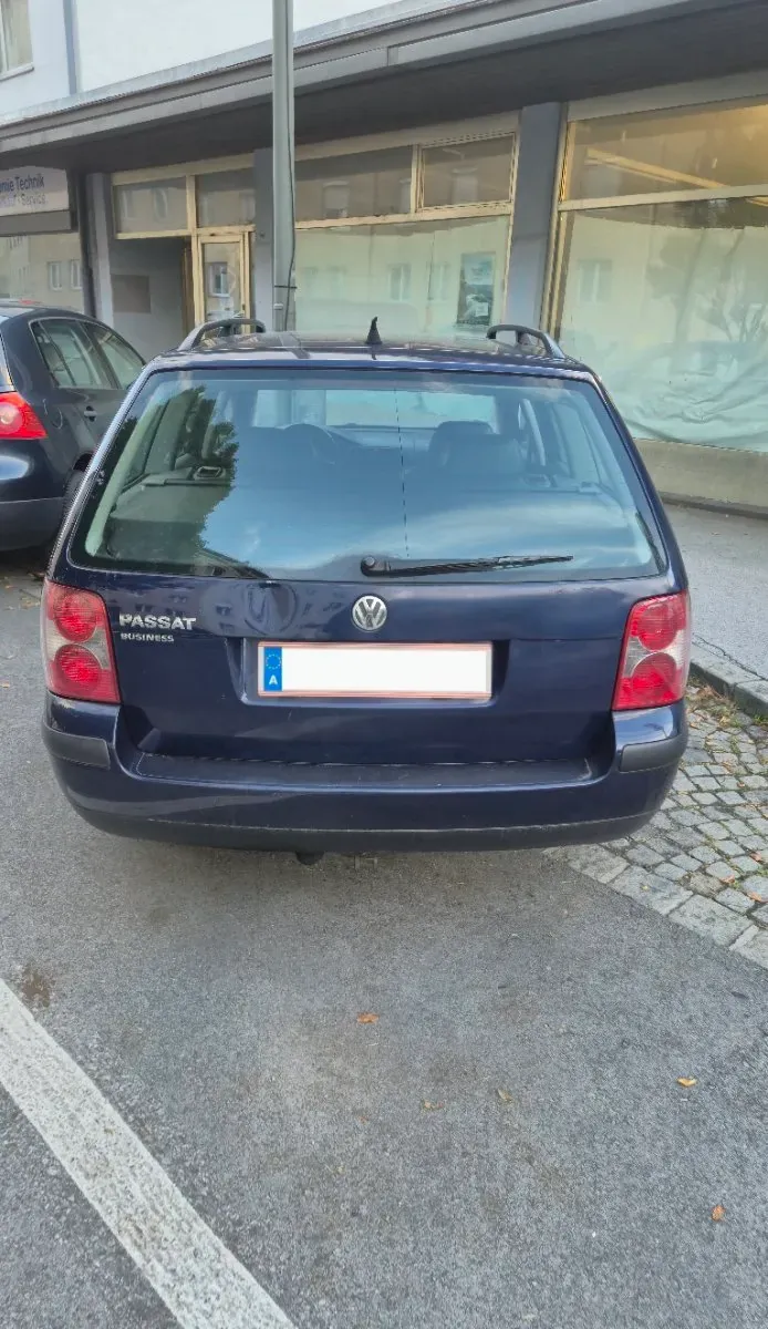 Volkswagen Passat 2003 photo 2
