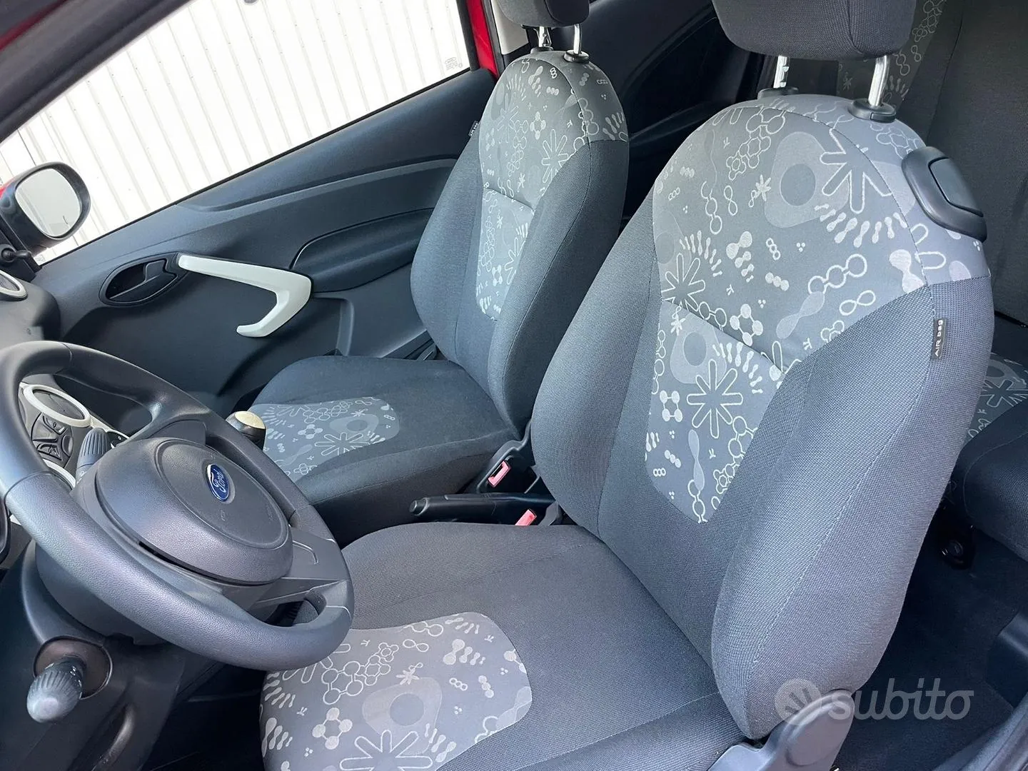 Ford Ka 2014 photo 5