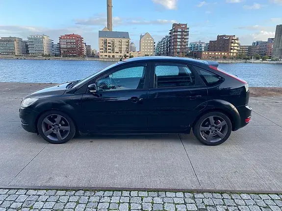 Ford Focus 2011 photo 3