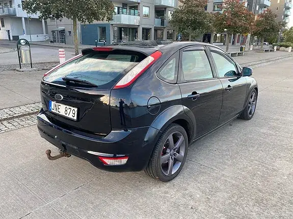 Ford Focus 2011 photo 2