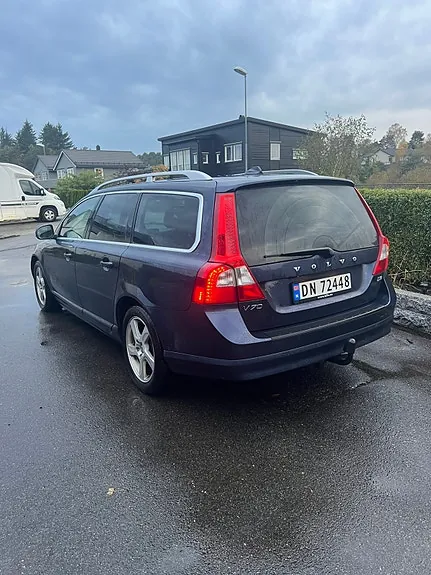 Volvo V70 2012 photo 3