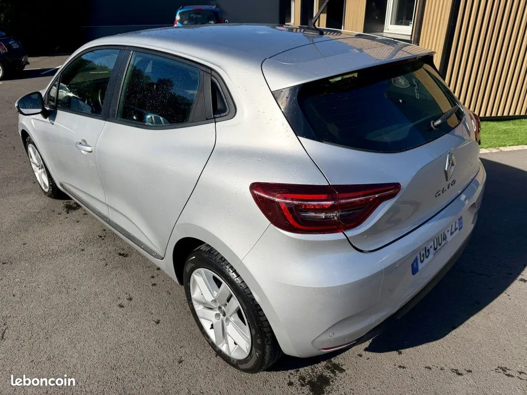 Renault Clio 2022 photo 5