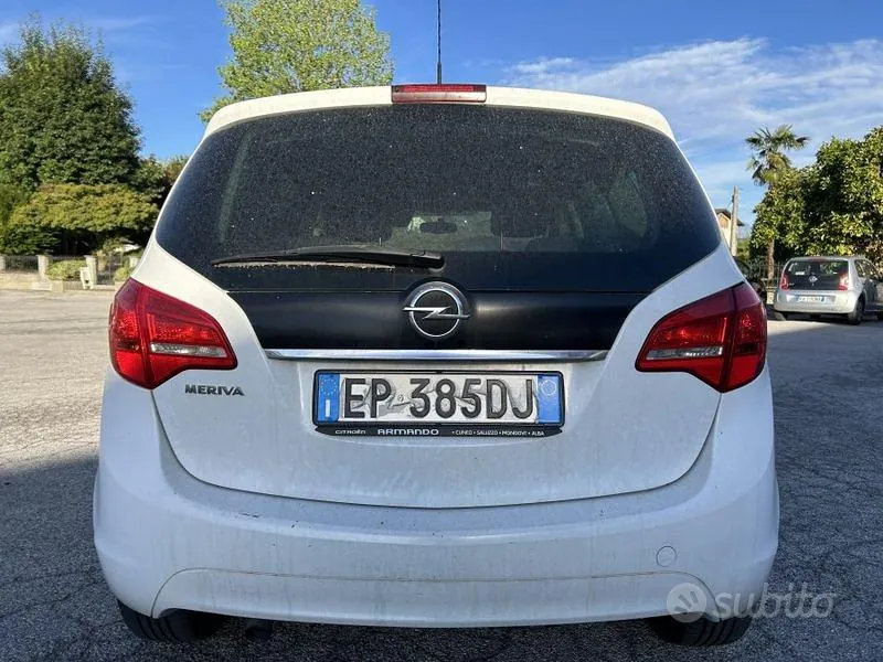 Opel Meriva 2012 photo 4