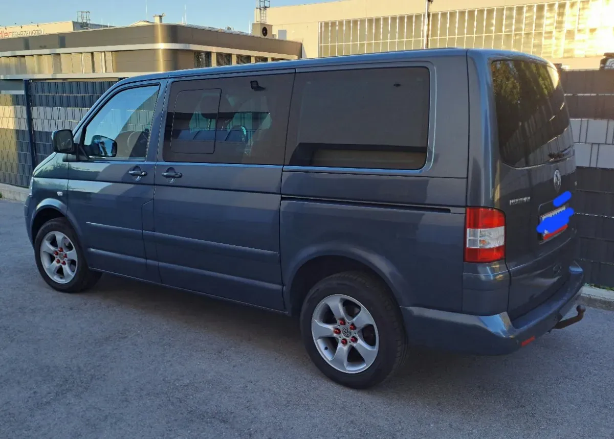 Volkswagen T5 2007 photo 3