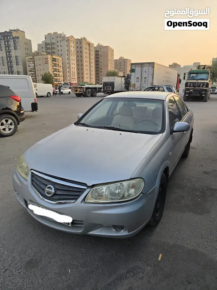 Nissan Sunny 2011 photo 3
