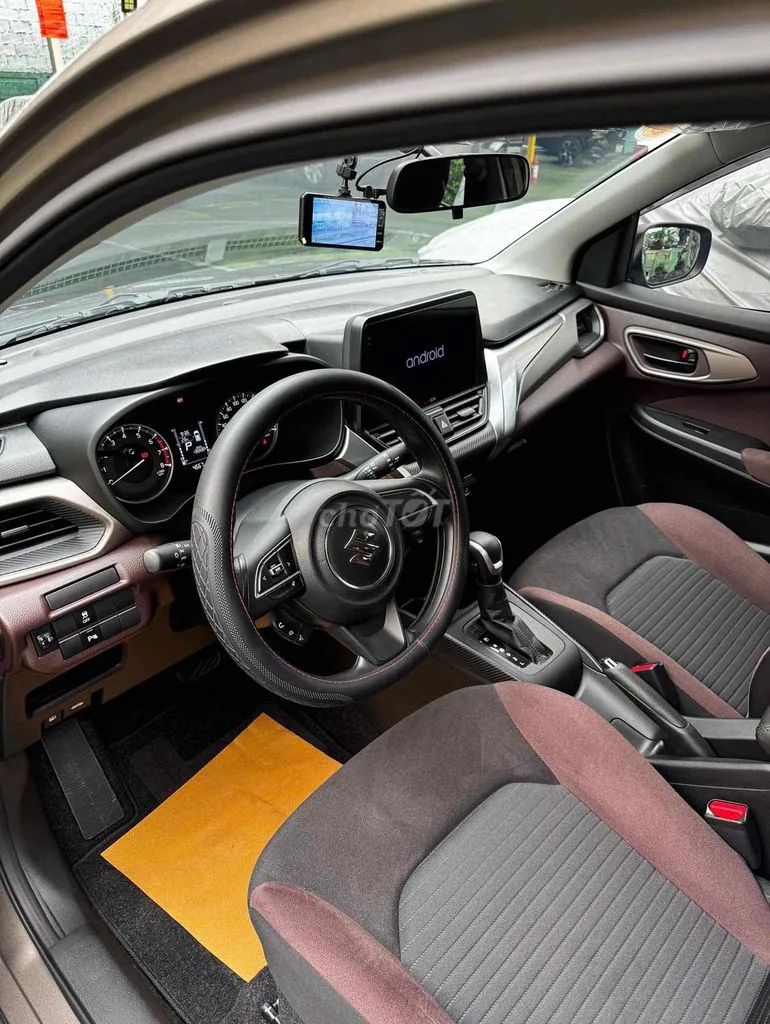 Suzuki Fronx 2025 photo 5