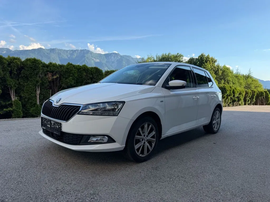 Skoda Fabia 2018 photo 2
