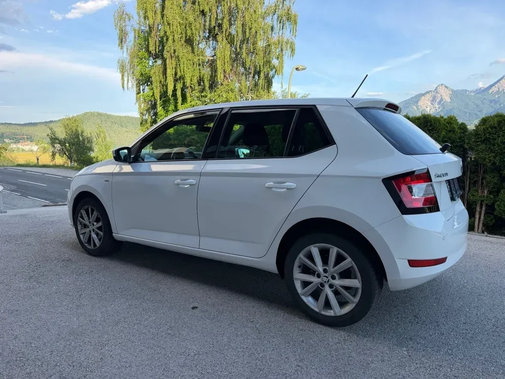 Skoda Fabia 2018 photo 3