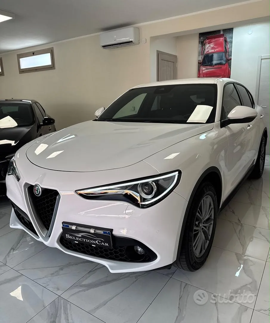 Alfa Romeo Stelvio 2022 photo 2