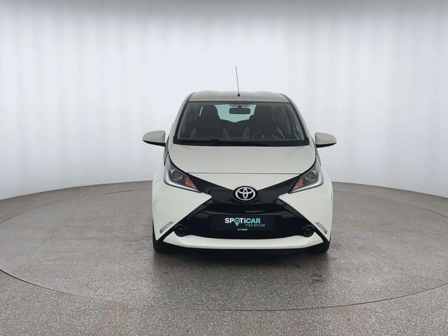 Toyota Aygo 2018 photo 2