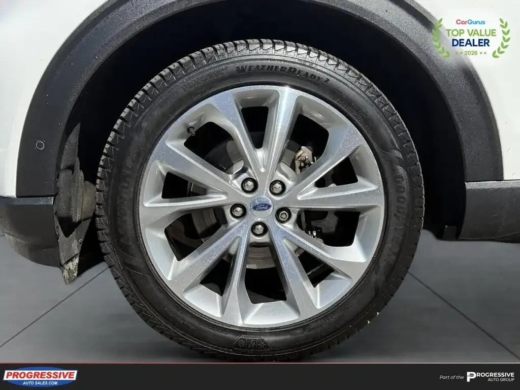 Ford Explorer 2021 photo 2