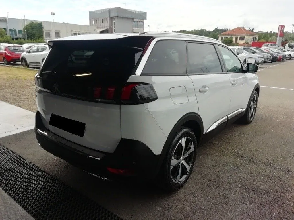 Peugeot 5008 2017 photo 5