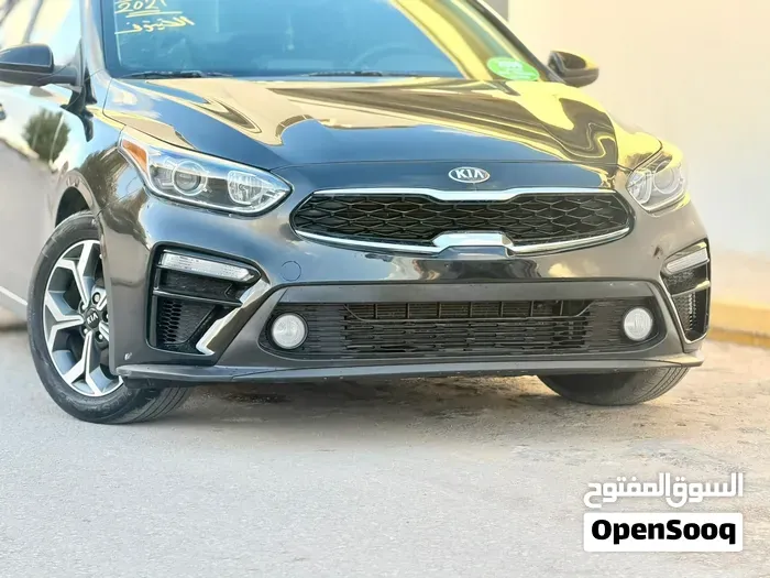 Kia Forte 2021 photo 3
