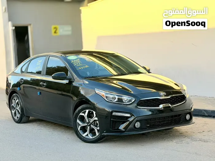 Kia Forte 2021 photo 2