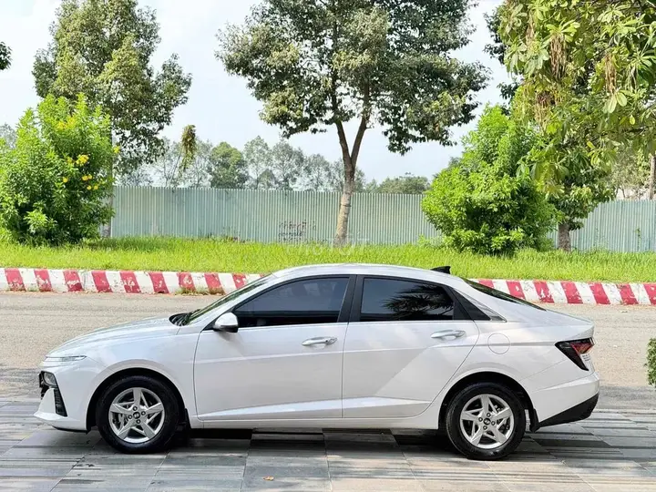 Hyundai Accent 2025 photo 4