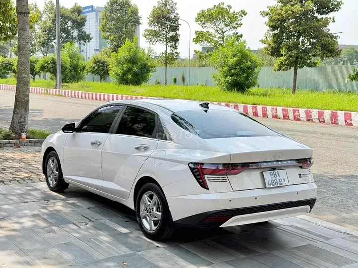 Hyundai Accent 2025 photo 2