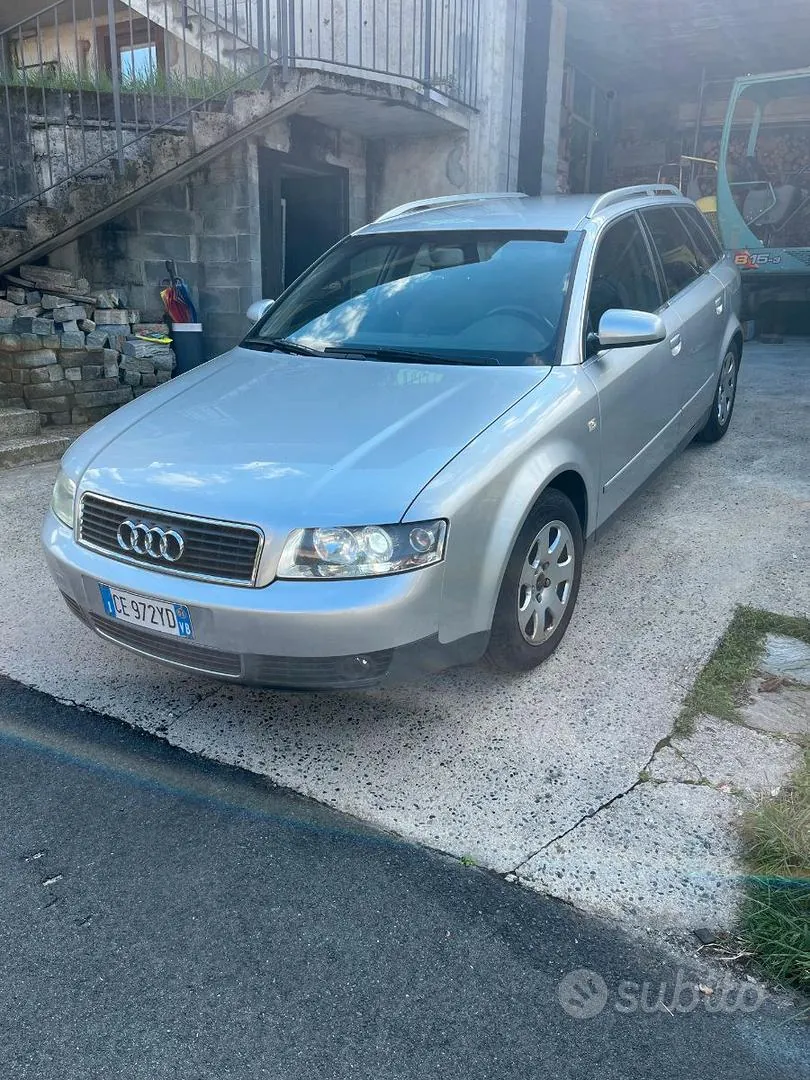 Audi A4 Avant 2004 photo 3