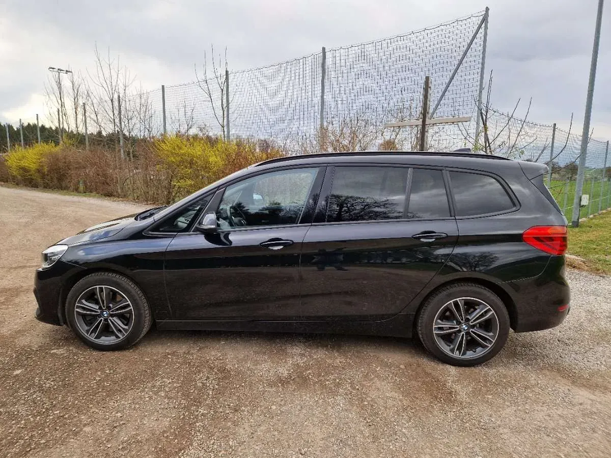 BMW 2 Series 2021 photo 2