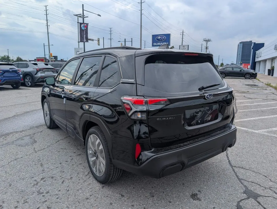Subaru Forester 2026 photo 2