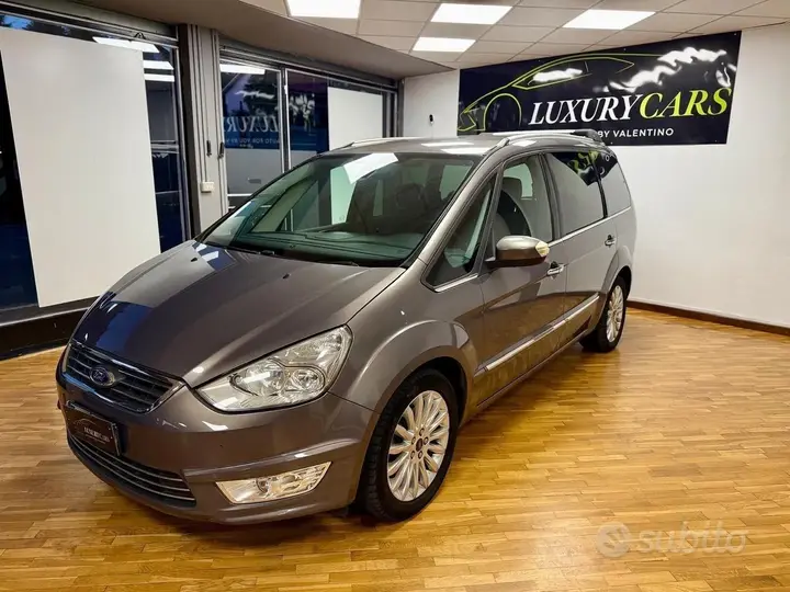 Ford Galaxy 2013 photo 5