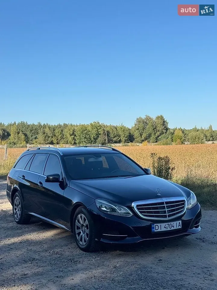Mercedes-Benz E-Class 2013 photo 3