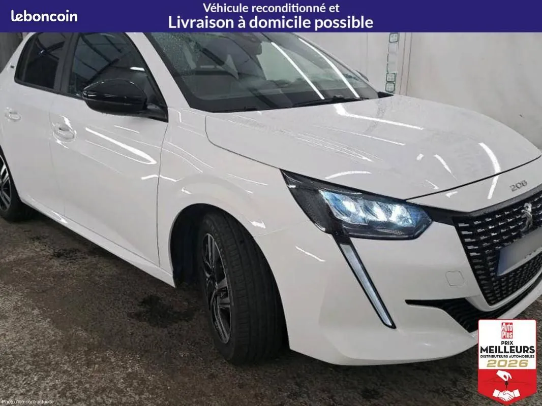 Peugeot 208 2023 photo 2