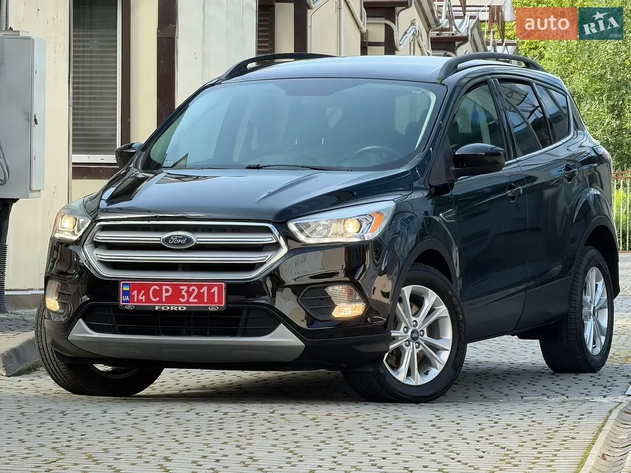 Ford Escape 2019 photo 3