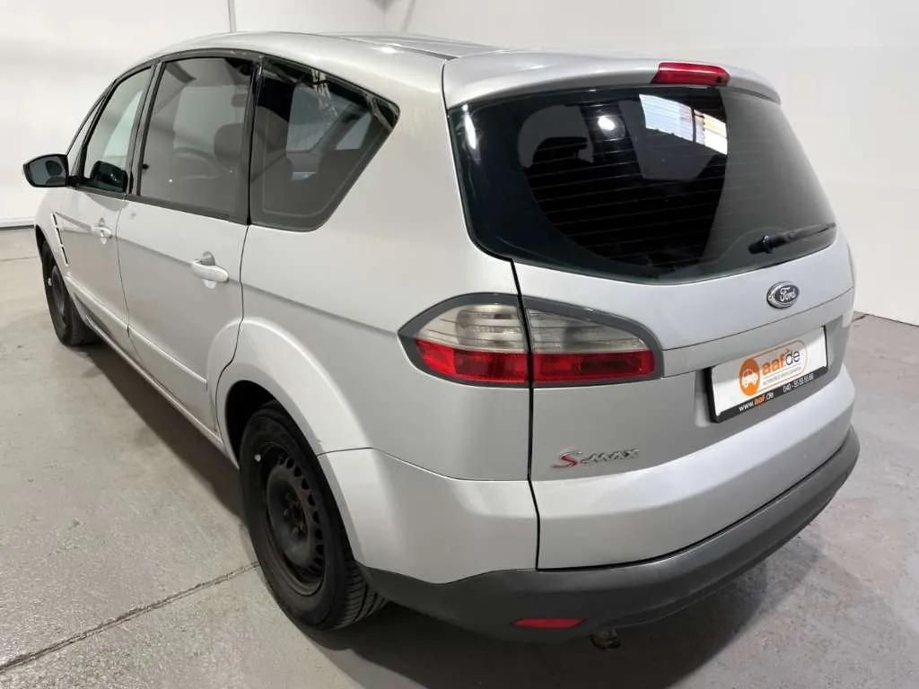 Ford S-Max 2009 photo 2