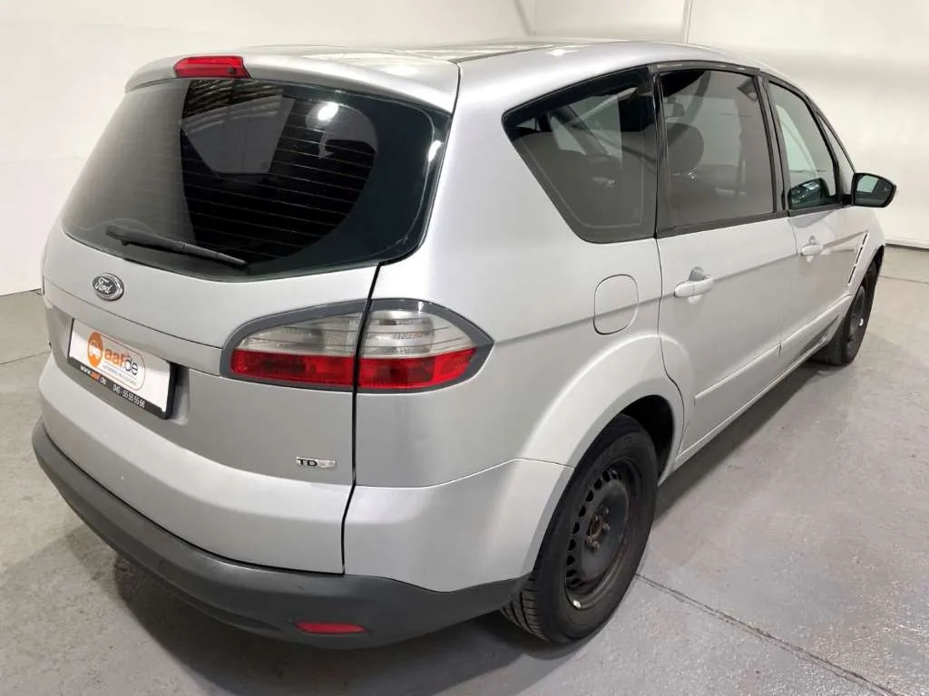 Ford S-Max 2009 photo 3