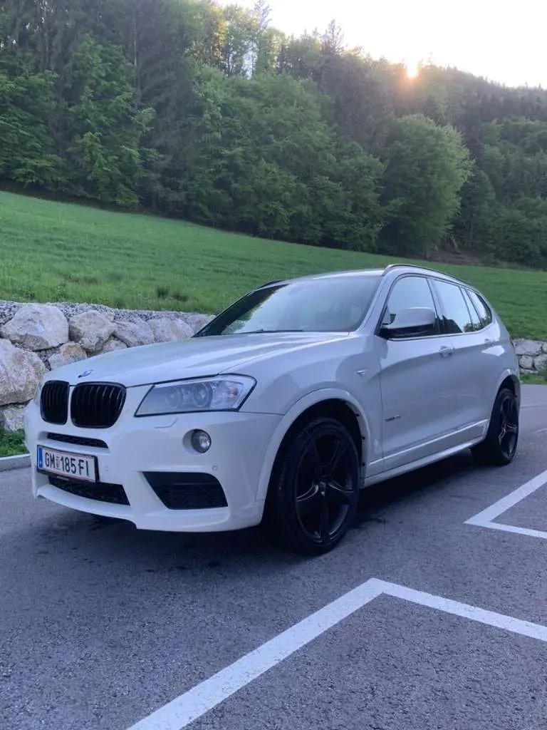 BMW X3 2014 photo 2