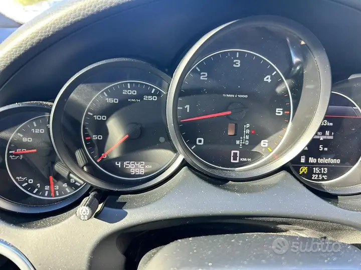 Porsche Cayenne 2012 photo 5