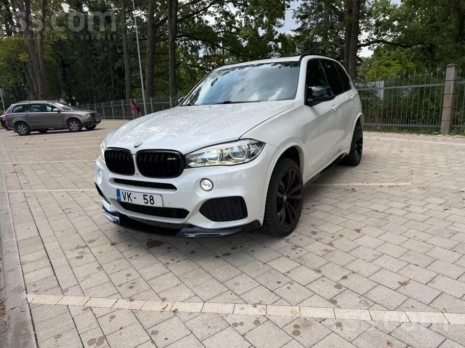 BMW X5 2014 photo 2