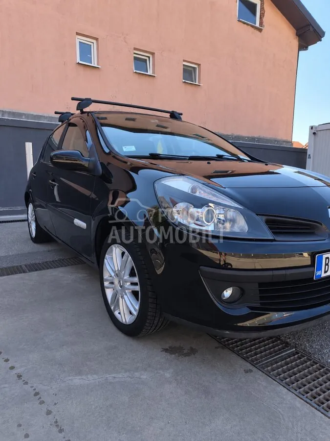 Renault Clio 2006 photo 3