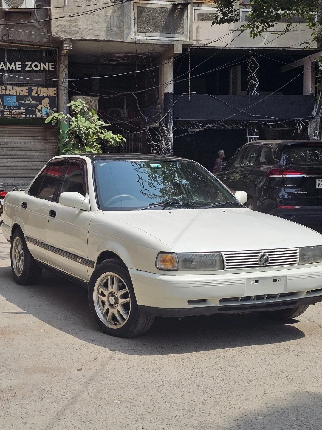 Nissan Sunny