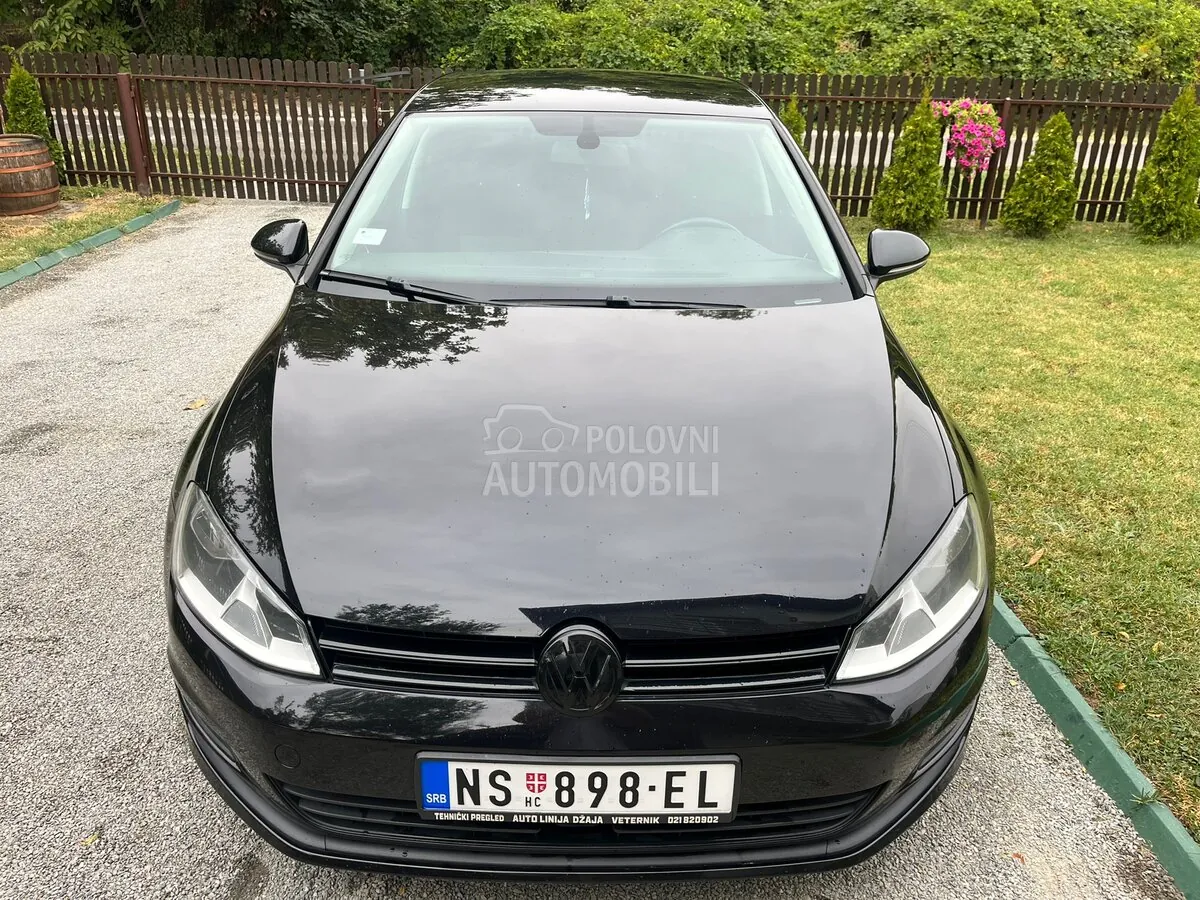 Volkswagen Golf 2013 photo 2