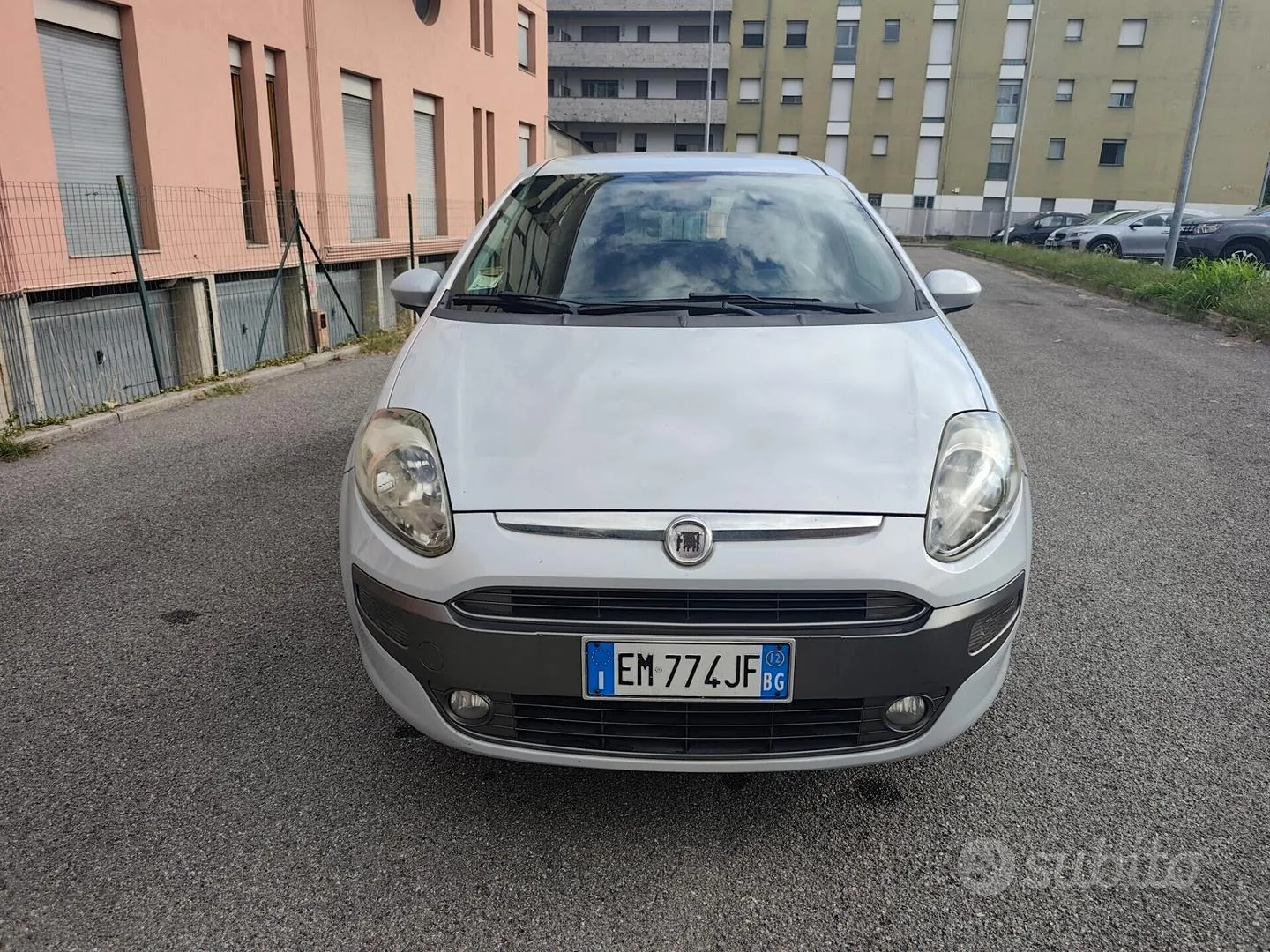 Fiat Punto Evo 2012 photo 2