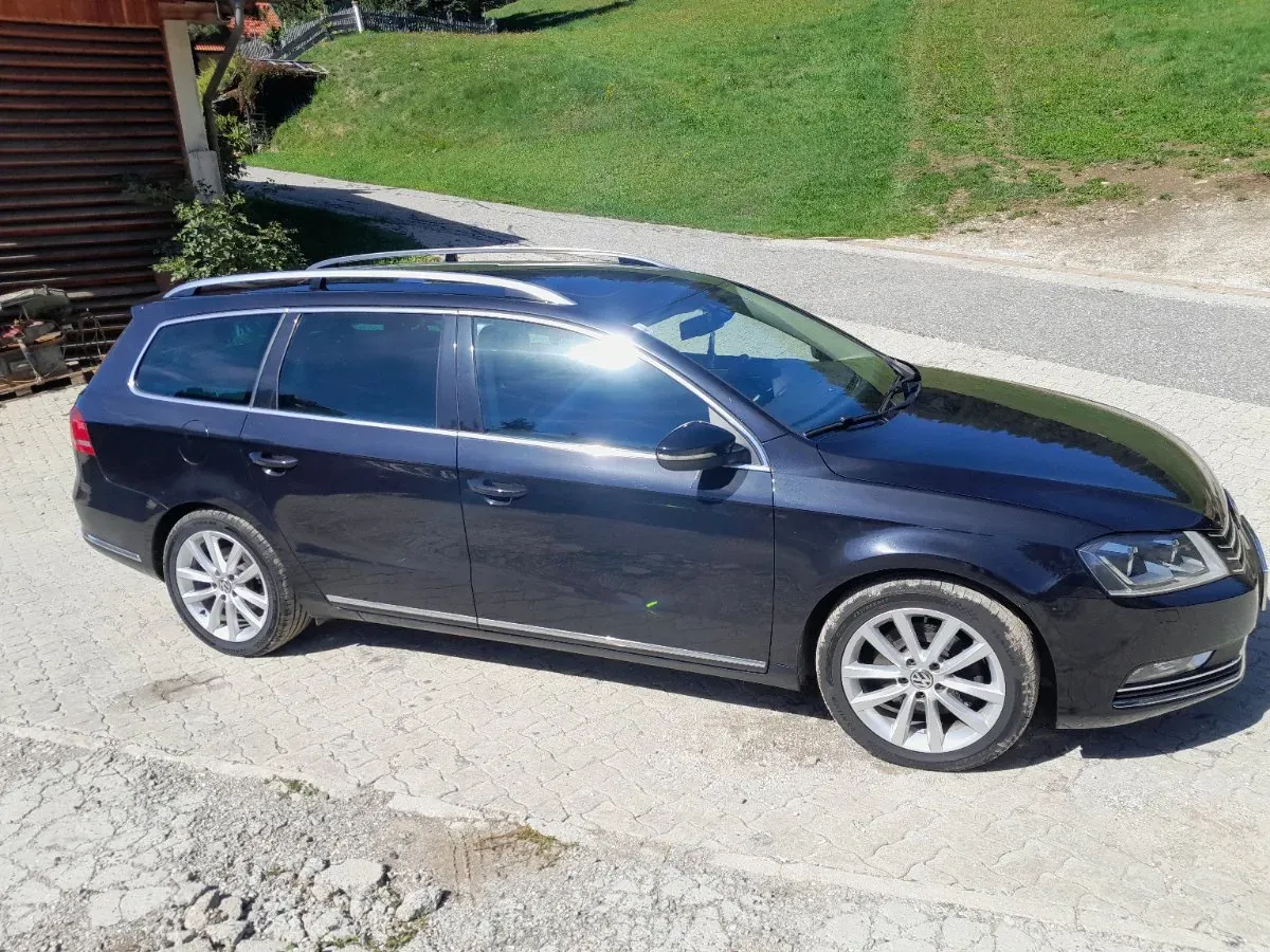 Volkswagen Passat 2013 photo 2