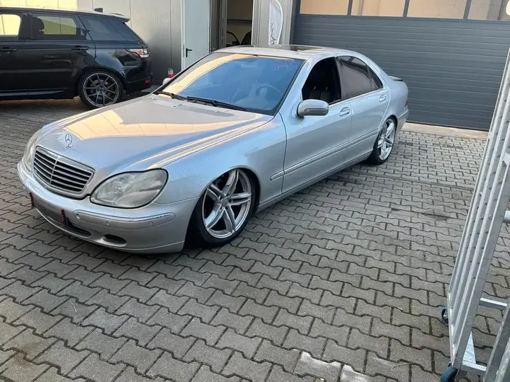 Mercedes-Benz S 320