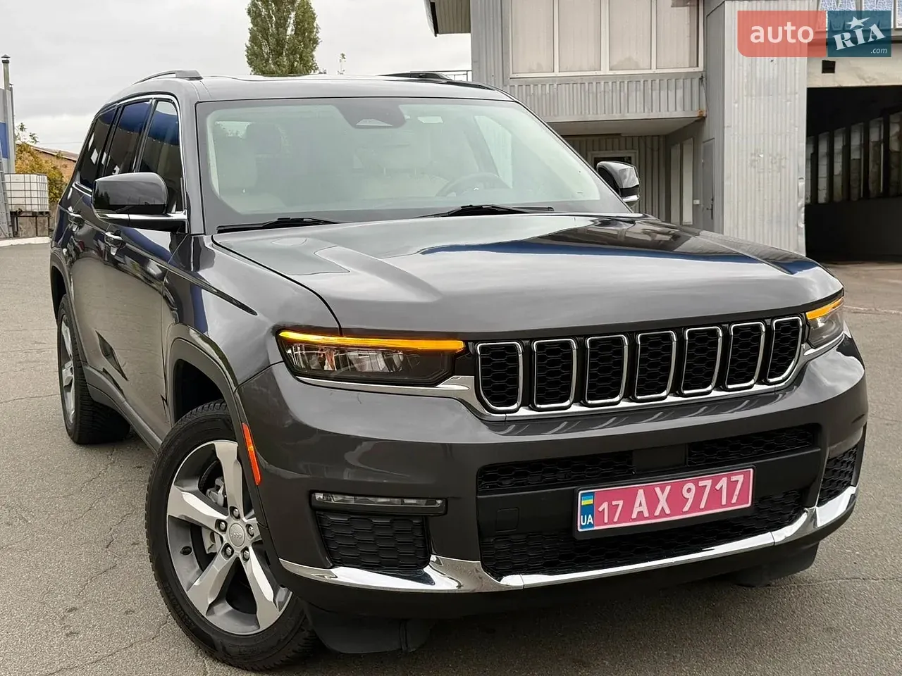 Jeep Grand Cherokee 2021 photo 2