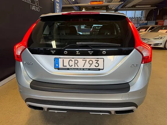 Volvo V60 Cross Country 2016 photo 4