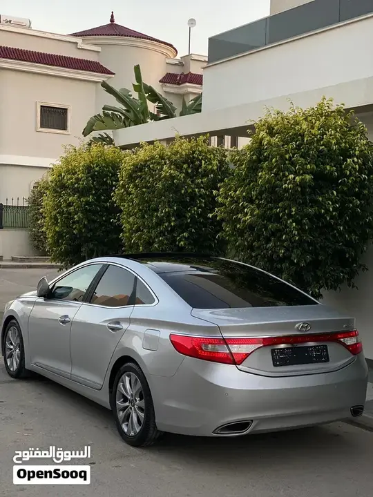 Hyundai Azera 2012 photo 2