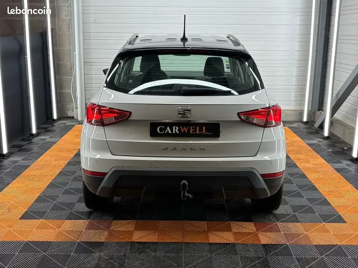 Seat Arona 2019 photo 5
