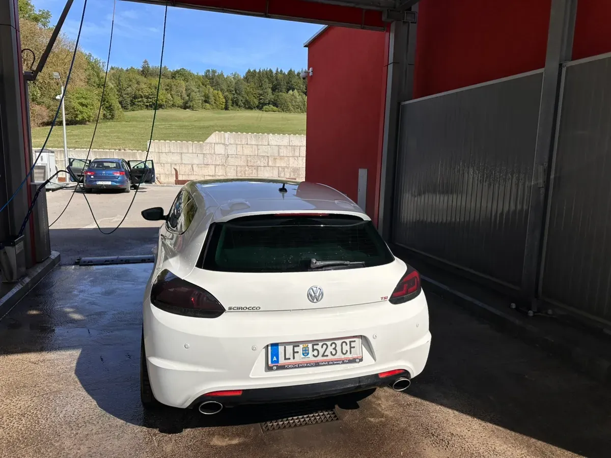 Volkswagen Scirocco 2010 photo 3