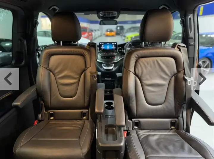 Mercedes-Benz Eqv 2021 photo 3