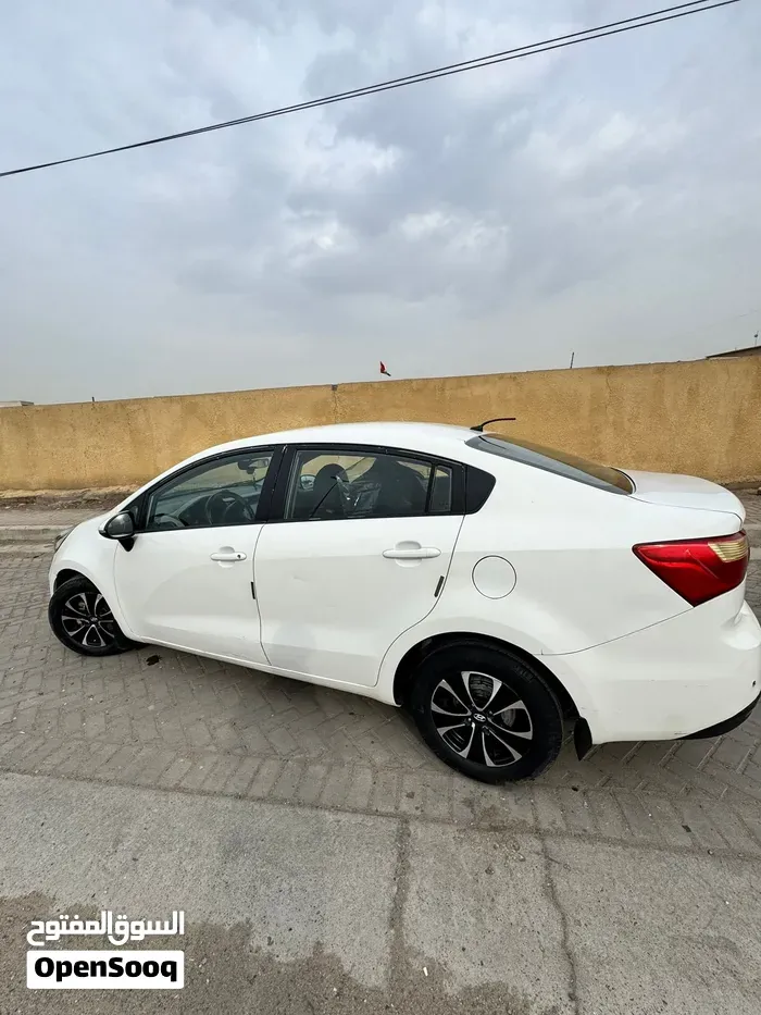 Kia Rio 2014 photo 2