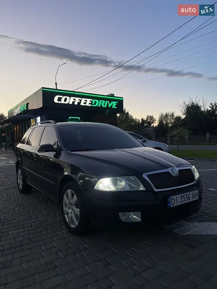 Skoda Octavia 2006 photo 2
