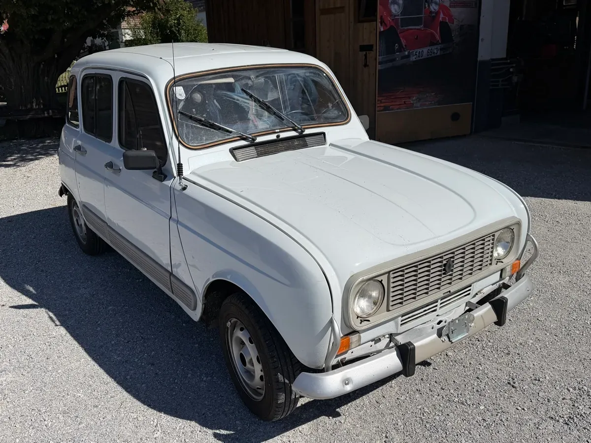 Renault R4